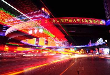 育碧发布《飙酷车神：轰鸣盛典》假期周末活动宣传 可获得布加迪威龙特别版